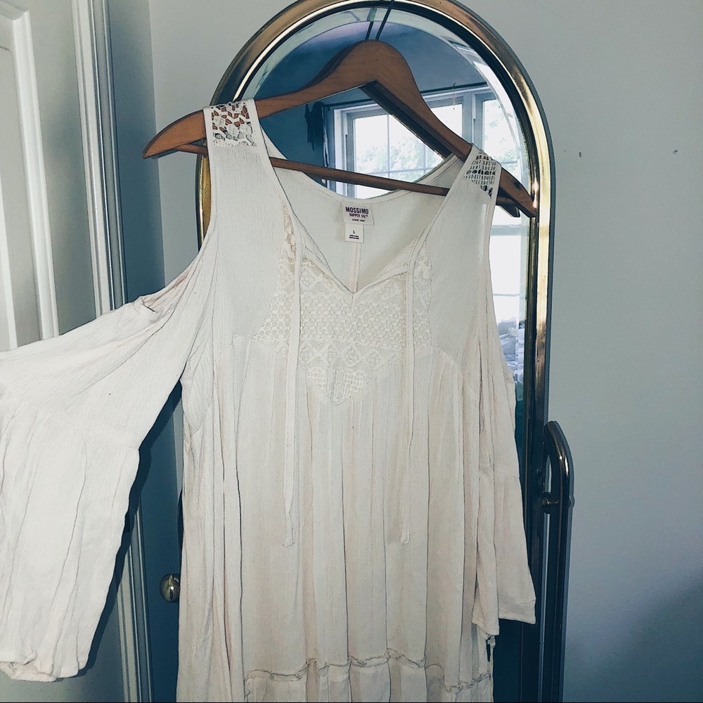 NWT flowy country-style dress ✨